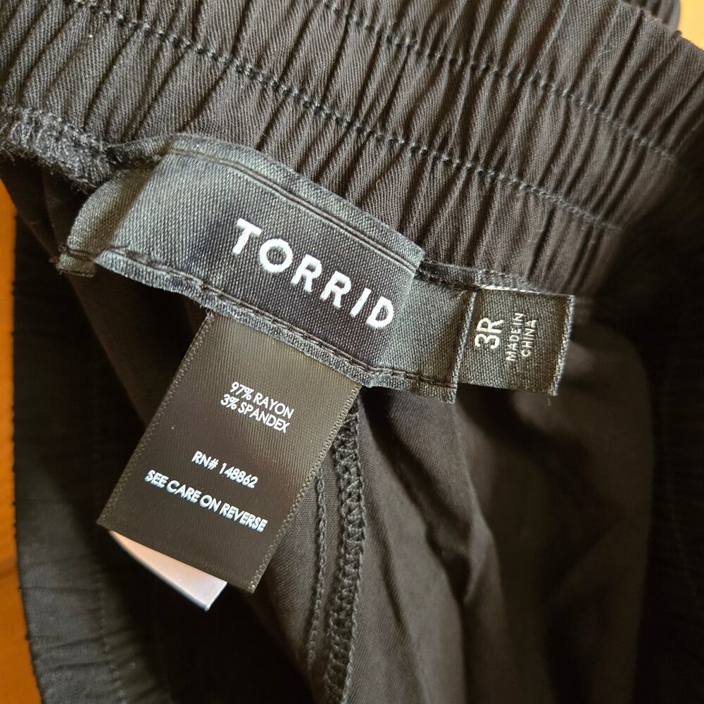 Torrid Pull-On Jogger Cargo High Rise Pant Black 3R Elastic Tie Waist Pocket - Picture 7 of 7